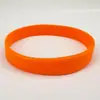 Pulseiras de Silicone de Cor Sólida em Estoque para Team Building, Pulseiras Esportivas Personalizadas em Grupo para Homens e Mulheres, Impressão e Gravação Personalizadas no Atacado
