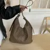 Bolsa de Axila Grande Capacidade Outono e Inverno para Mulheres 2025 Nova Bolsa Simples de Tecido Versátil de Ombro Cruzado Bolsa Saco
