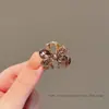 Pinza para flequillo de lazo de otoño e invierno, pinza para el pelo de alta gama para mujer, pinza pequeña de pinza para celebridades en línea, tarjeta para el flequillo lateral de la frente, tocado