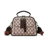 Bolsa feminina da moda estilo explosivo transfronteiriço bolsa de mão simples e moderna bolsa quadrada pequena design multicamadas toque de alta qualidade bolsa tiracolo