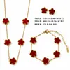 Nuevo Conjunto de Tres Piezas de Lujo de Nicho de Alta Gama, Collar, Pulsera y Pendientes de Acero de Titanio con Trébol de Cinco Hojas de Doble Cara para Mujer, Venta al por Mayor Transfronteriza
