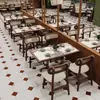 Restaurante estilo retro mesa y sillas de restaurante tejidas de ratán mesa de comedor redonda personalizada para recepción de lobby de hotel silla de ratán sofá cabina venta al por mayor