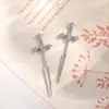 Henson Novos Brincos de Osso da Orelha com Haste de Parafuso em Forma de Cruz com Zircônia Micro-Incrustada Brincos de Piercing para Casal de Alto Padrão