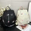 Nueva Moda Mochila de Nylon Bordada Oxford Multifuncional de Doble Uso para Mujer Fabricante Mayorista Mochila