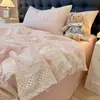 Super Suave Estilo Ins Sencillo y Dulce Algodón Lavado Juego de Cuatro Piezas Estilo Francés Borde de Encaje Floral Pequeño Juego de Cama de Tres Piezas 1