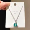 Collar con colgante de diamante geométrico de circón cristalino, moderno y elegante, perfecto para el uso diario, una cadena de clavícula delicada y lujosa