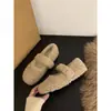 Zapatos peludos versátiles estilo Mary Jane de suela plana para mujer, adecuados para usar al aire libre, nueva colección otoño/invierno 2025, zapatos de algodón con forro de felpa, zapatos de un solo color