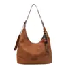 Estampado de leopardo, gran capacidad, bolso de axila para mujer elegante y atractivo, bolso tote casual y chic, estilo coreano, bolso de nicho para el día a día