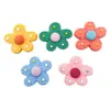 Flor clásica simple colorida de cinco pétalos DIY agarre de pegamento suave parche decorativo accesorios para refrigerador