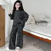 Pijama infantil, colección nueva primavera/otoño 2026, ropa de estar a rayas para niñas, pijama a rayas de manga larga para niños mayores, algodón puro, estilo casual