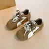 Zapatillas deportivas casuales de primavera y otoño con puntera estrecha, nuevo modelo 2026, zapatillas para mujer con cordones redondos, zapatillas de entrenamiento alemanas