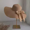 Chapéu de Palha Feminino Verão Aba Larga Proteção Solar Chapéu de Praia Viagem à Beira-Mar Popular Versátil Chapéu de Sol Estilo Coreano Chapéu Pequeno Fresco
