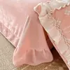 Estilo Princesa Francesa Juego de Cuatro Piezas de Leche Fleece Doble Cara Invierno Franela Coral Fleece Funda de Edredón Sábana Gruesa Faldón de Cama Ropa de Cama