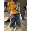 Moqie Divertida Sensación Festiva Estilo Coreano Reductor de Edad Estampado de Letras de Cachorro Cuello Redondo Adelgazante Manga Corta Camiseta MQ1581