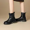 Botas de nieve de cuero suave, con suela gruesa para mujer, nueva colección otoño/invierno 2026, estilo británico, forradas de felpa, cálidas y antideslizantes, botas de algodón para mujer