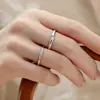Anillo de Pareja Xiangyimo para Hombres y Mujeres Un Par de Anillos de Pareja de Lujo Ligero de Moda Diseño de Nicho Anillo Simple de Apertura para Propuesta