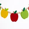 Exclusivo para vendas transfronteiriças: Banner de fundo para decoração de sala de aula com maçãs coloridas de feltro para receber os alunos para tirar fotos