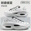 Sapatos Masculinos com Solado Grosso e Furos 2026 Novo Verão Outdoor Antiderrapante Resistente ao Desgaste Tipo Crocs EVA Sem Cheiro Chinelos Frescos Masculinos