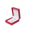 Caja de joyería de papel en ángulo recto, caja de embalaje para anillos roja, personalizable con impresión, caja de joyería con patrón de cuadros rojos