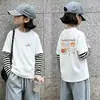 Camiseta Feminina Primavera Outono 2026 Nova Estilosa Infantil Algodão Puro Cartoon Camisa Base Manga Longa Top Falso Duas Peças Menina