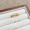 Anillo Hueco de Flor de Iris Nuevo de Xiaohongshu 2026 Moda Lujo Ligero Diseño de Nicho Accesorio Elegante Versátil