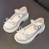 Sapatos de Princesa com Solado Macio para Meninas 2026 Primavera/Verão Novos Estilo Britânico Mary Jane Sapatinhos de Couro com Pérolas Sapatilhas Casuais