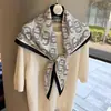 Cinto Fashionável Estilo Old Money, Lenço de Quadril Versátil, Lenço Triangular Multifuncional, Xale de Proteção Solar, Lenço de Seda de Alta Qualidade para Mulheres, Lenço de Pescoço