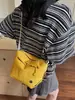 Bolso Cruzado Pequeño Ligero para Viajes Deportivos para Mujer, Bolso de Hombro de Nylon, Bolso Versátil de Moda Casual para Teléfono, Bolso Dumpling, Moderno