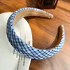 Diadema con Pinza para el Cabello de Estilo Cuadros Fresco con Borde Ancho Texturizado para Mujer Versátil Diadema de Esponja para Corona Alta Accesorio para el Cabello de Gama Alta