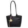 Bolsa Grande com Textura de Tricô de Outono Feminina 2026 Nova Moda Retro Bolsa de Ombro para Uso Diário Grande Capacidade