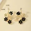 2020 nuevos pendientes de diamante de temperamento de moda europeos y americanos transfronterizos tendencia pendientes geométricos florales simples Joker venta al por mayor
