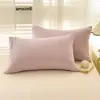 Fundas de almohada 100% algodón para dormitorios, alojamientos y casas de huéspedes, 48 cm x 74 cm, Juego de dos, Fundas de almohada 100% algodón