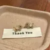 ¡El éxito está a la vuelta de la esquina! Pendientes Retro de Terciopelo Rojo de Pony para Mujer con Diseño Único, Impresionantes Pendientes de Otoño e Invierno