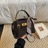 Moda Transfronteriza Casual de Gama Alta 2025 Nuevo Versátil Nicho Bolso de Hombro Bolso Cruzado Mate Bolso Cuadrado Pequeño Simple