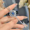 Colar com Pingente Chave Ponta Azul T Home Same, Design de Nicho Luxuoso Totalmente Cravejado de Diamantes, Muda de Cor, Para Mulheres