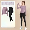 Traje deportivo profesional para correr para mujer, nuevo conjunto de verano transpirable de secado rápido para fitness, conjunto de yoga de alta gama de manga corta