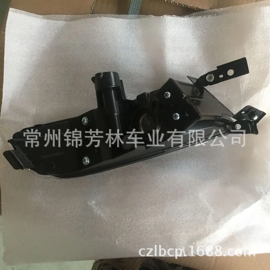 15CRV雾灯