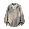 2026 Suéter de Punto Cruzado para Hombre Otoño e Invierno Cuello Solapa Falso Dos Piezas Jersey de Punto Juventud Casual Holgado Camisa Base para Hombre