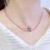 Collar Metálico con Perlas en Forma de Corazón y Cristal Rojo, Diseño de Nicho, Collar de Perlas en Forma de Corazón para la Clavícula con un Ambiente Elegante