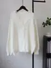 Outono/Inverno 2026 Novo Estilo Casaco Suéter Patchwork Renda Borda Desfiada Versão Coreana Design Solto Cardigan de Tricô Macio para Mulheres