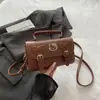 Bolsa Pequena de Mão de Luxo Feminina Outono 2026 Nova Bolsa Transversal Retro de Nicho Moda Bolsa Quadrada Pequena de Ombro Único