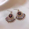 Estilo Étnico Retro Cristal Borla Diseño de Nicho Pendientes Únicos 2025 Nuevo Estilo Caliente Pendientes Sencillos de Moda