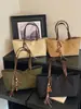 Bolsa tote simples de lona para mulheres, bolsa de ombro grande para o dia a dia, nova coleção outono 2026, cor sólida, estilo descontraído, bolsa de mão
