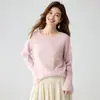Cheio de bordados coloridos, este suéter de cashmere com borboleta tridimensional é uma camada interna macia e elegante de corte solto