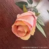 Rosa de botão pequeno único rosa simulada decoração de salão de casamento flor de seda adereços de vestido de casa atacado comércio exterior