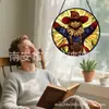 Pendente de Vidro Colorido Espantalho Cruzado Ornamento de Vidro para Pendurar em Casa Decoração de Janela Jardim Pegador de Sol