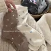 Otoño e Invierno Nuevos Calcetines Gruesos Cálidos Retro Florales de Lana Estilo Coreano Ins Calcetines sin Costuras de Media Caña Calcetines Slouch para Mujer