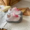 Tênis de Malha Cartoon para Meninas, Sapatos Respiráveis Antiderrapantes de Solado Macio para Meninos de 3 a 6 Anos, Tênis de Treino Alemães para Crianças para o Verão