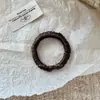 1. Goma para el pelo vintage de flores oscuras con una textura madura y suave, adecuada para ir al trabajo, accesorio para el cabello duradero y versátil para mujeres