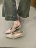 Primer Encuentro Temporada Diseño de Vanguardia Zapatos de Tacón Individual de Nicho para Mujer Otoño 2026 Retro Francés Temperamento Gamuza Lazo Boca Baja Tacón de Cuña